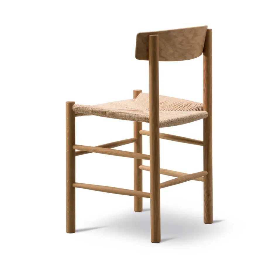 Silla J39, Roble aceitado - trenzado natural