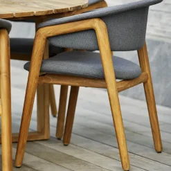 Silla Luna, Cane-Line airtouch grey, soporte de teca