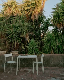 Silla May Chair Outdoor, Light Grey