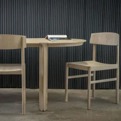 Silla Rod, Roble blanqueado con laca mate