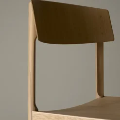 Silla Rod, Roble blanqueado con laca mate