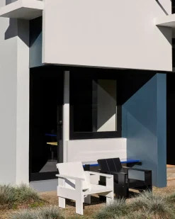 Sillón lounge Crate de pino lacado, Blanco