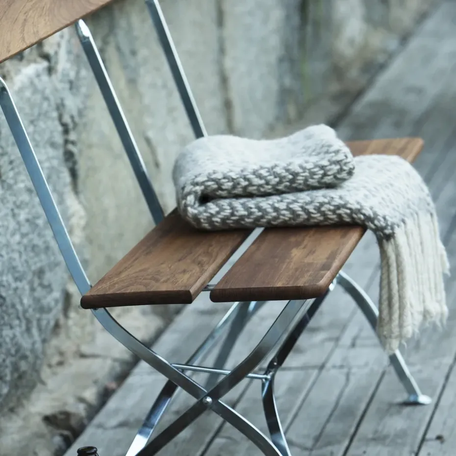 Sofá Bryggeri, Teca-estructura galvanizada en caliente