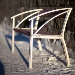 Sofá Vasa, Caoba, soporte de aluminio en bruto