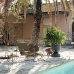 Sombrilla Llana, Military olive