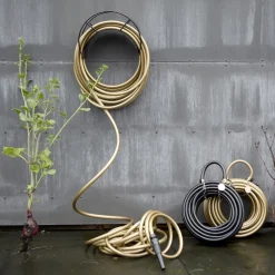 Soporte de manguera Classic Garden Glory, Black swan