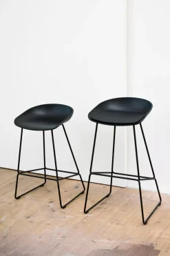 Taburete bajo About a Stool 38, 2.0, Negro-estructura de acero negro