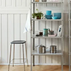 Taburete bajo Soft Edge 30, fall red, estructura de acero negra