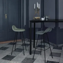 Taburete bar Gubi 3D alto, Black, patas de acero en negro