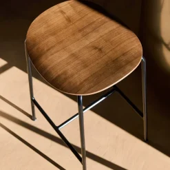 Taburete bar Pavilion AV37 68 cm, Black-lacquered oak