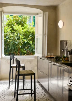 Taburete Betty TK12 Counter Chair 65 cm, Lino natural-fresno lacado negro