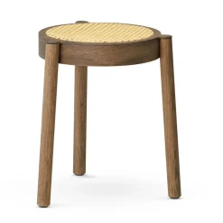 Taburete con asiento de ratán Pal, roble oscuro