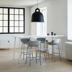 Taburete de bar con patas de metal Hyg 65 cm, Gris