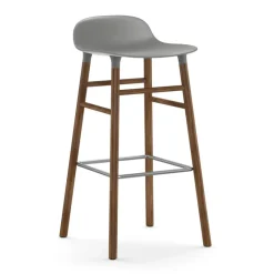 Taburete de bar con patas de nogal Form, Gris