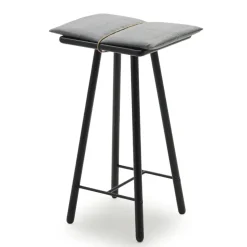 Taburete de bar Georg bajo, Roble lacado en negro