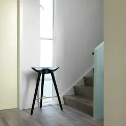 Taburete ML42 77 cm, Haya teñida negra-acero